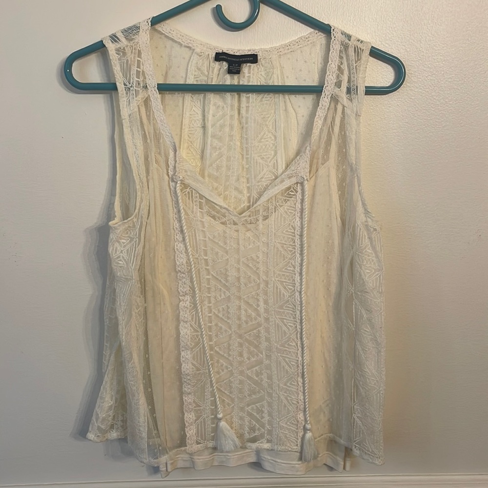 American Eagle lace tank